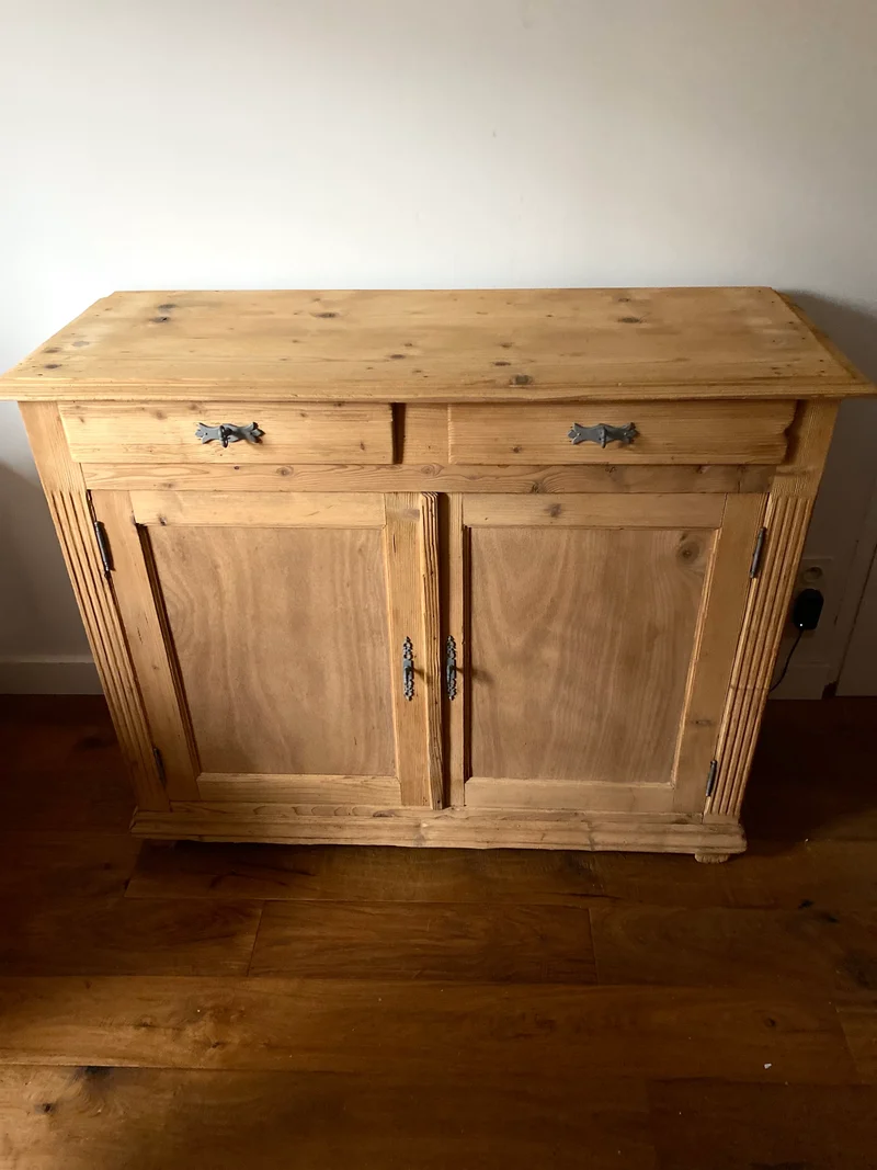 Buffet parisien en bois ancien