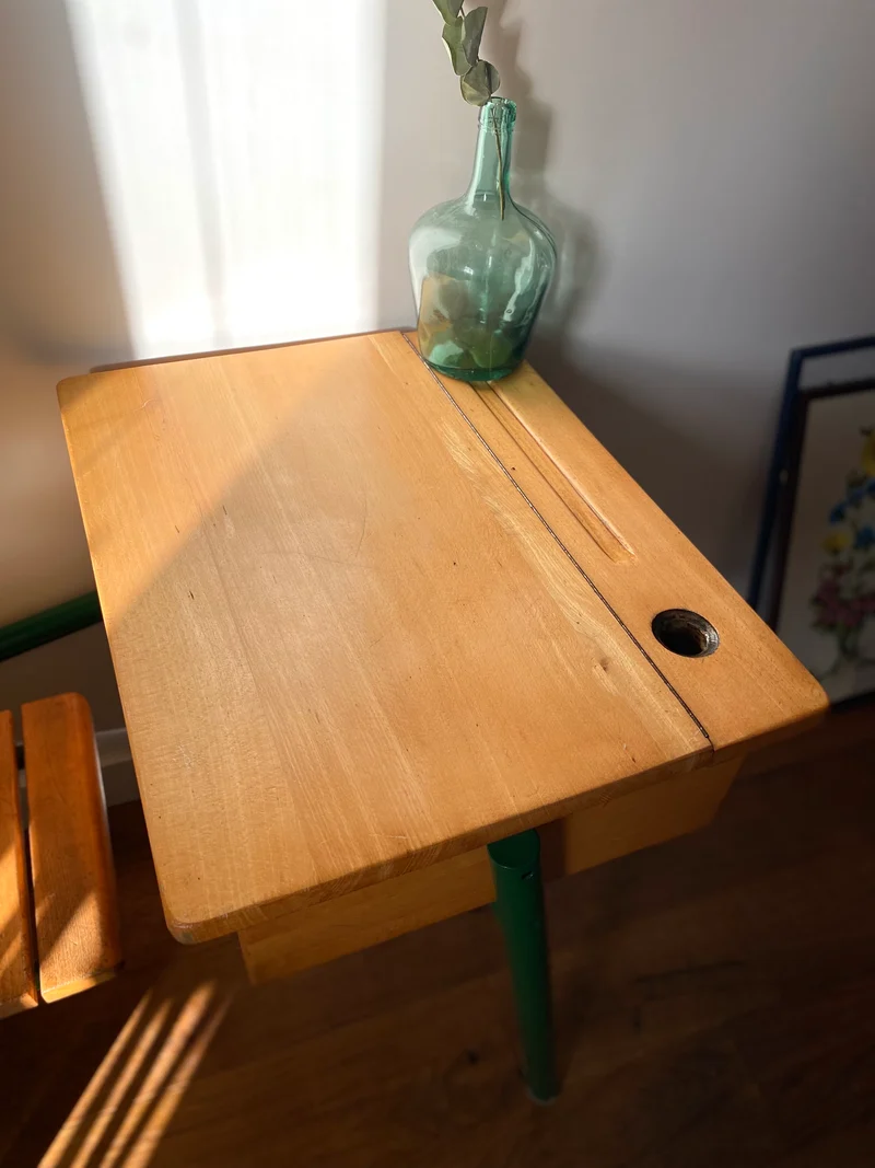 Bureau d'écolier pupitre ancien en bois