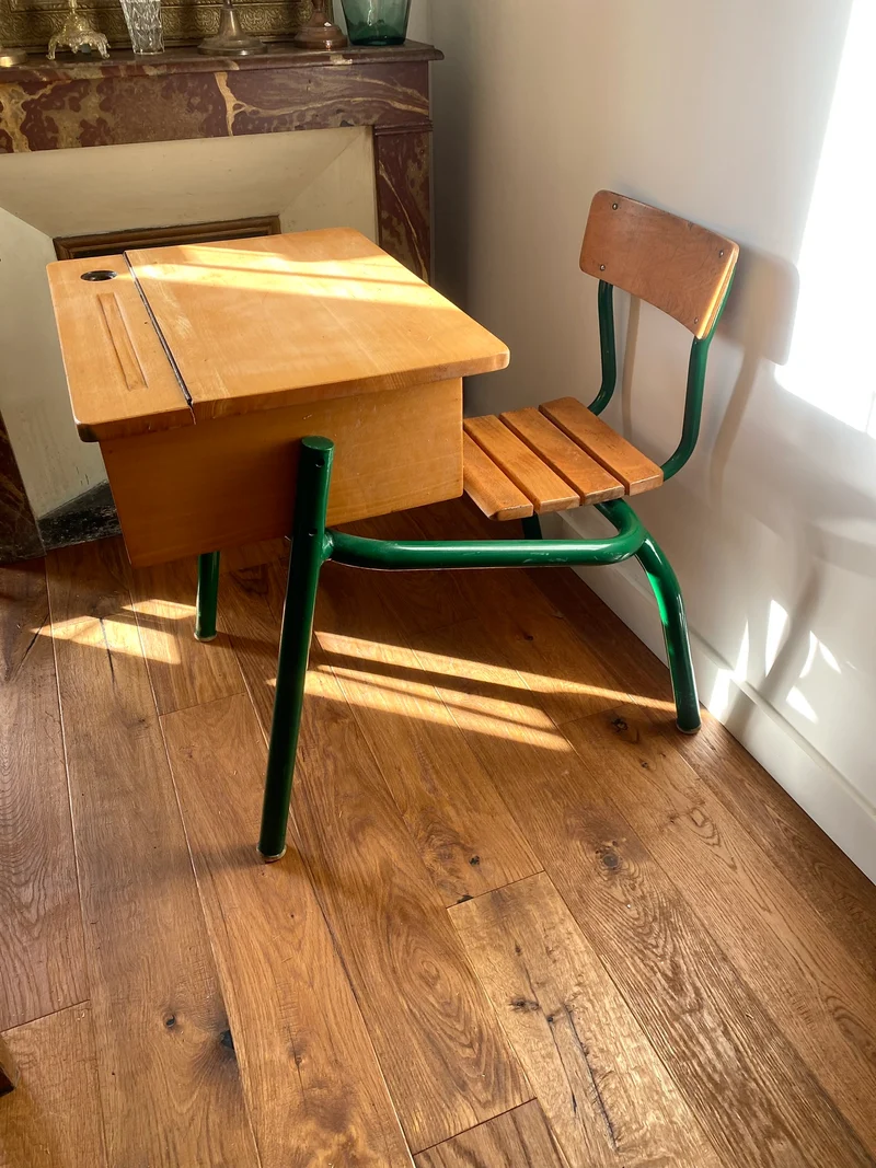 Bureau d'écolier pupitre ancien en bois