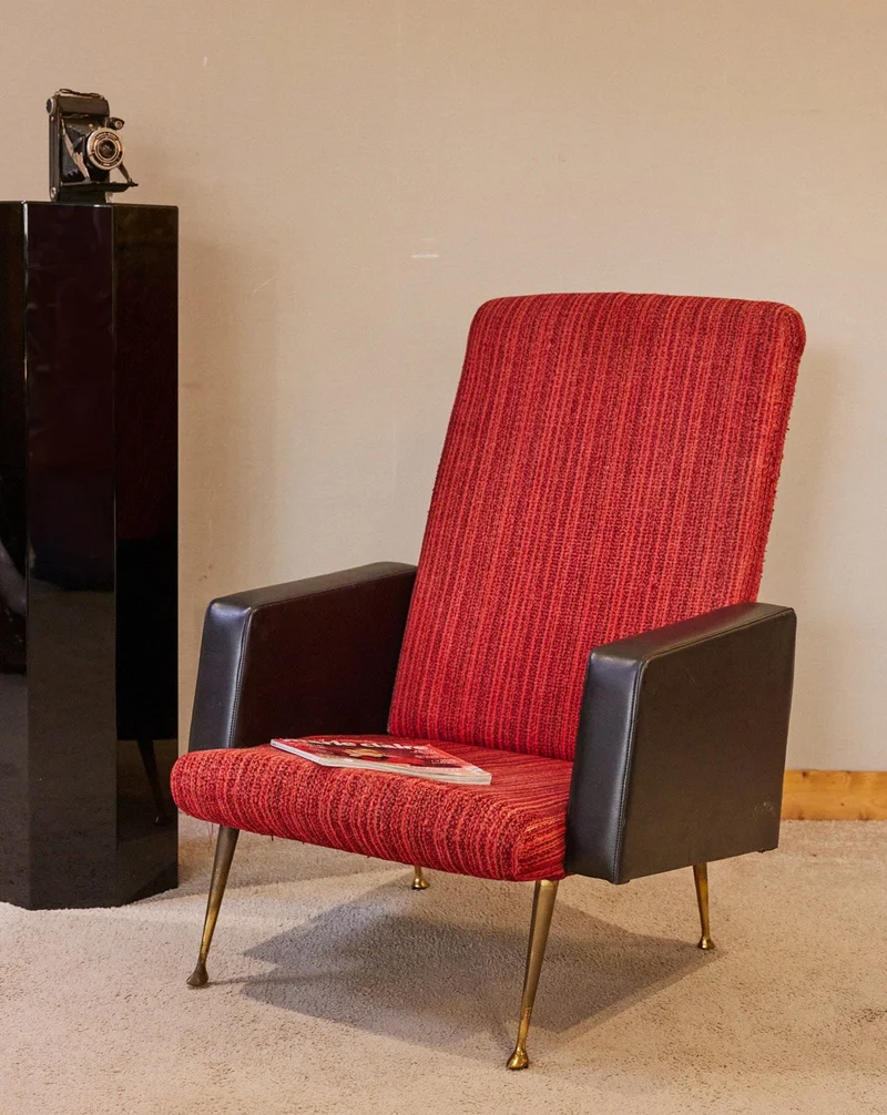 Jakob, le fauteuil en similicuir N°1376