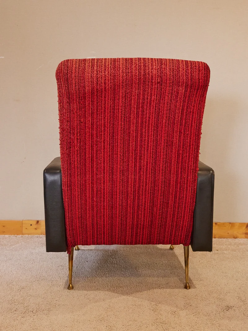 Jakob, le fauteuil en similicuir N°1376