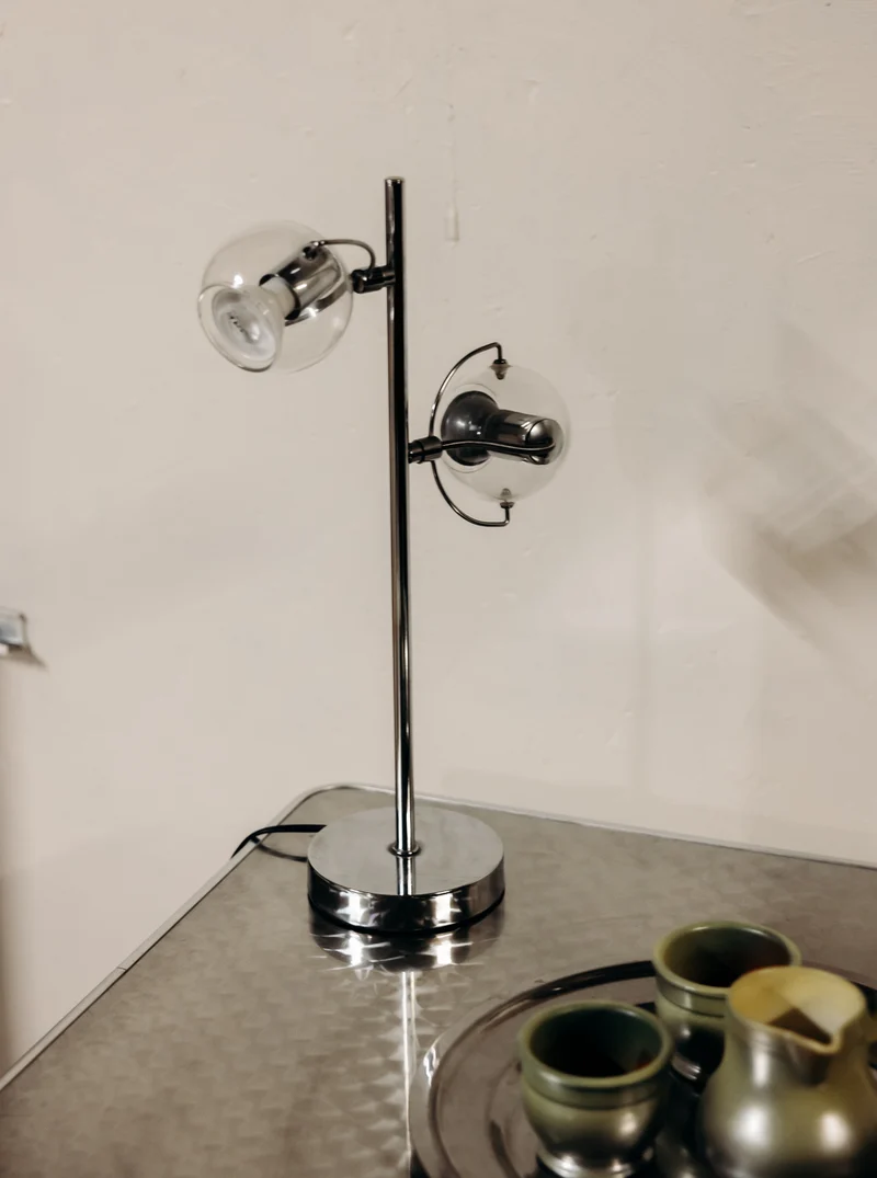Julia, la lampe à globes au style mid-century N°1053