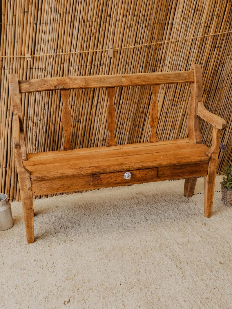 Antoine, le banc en bois N°522