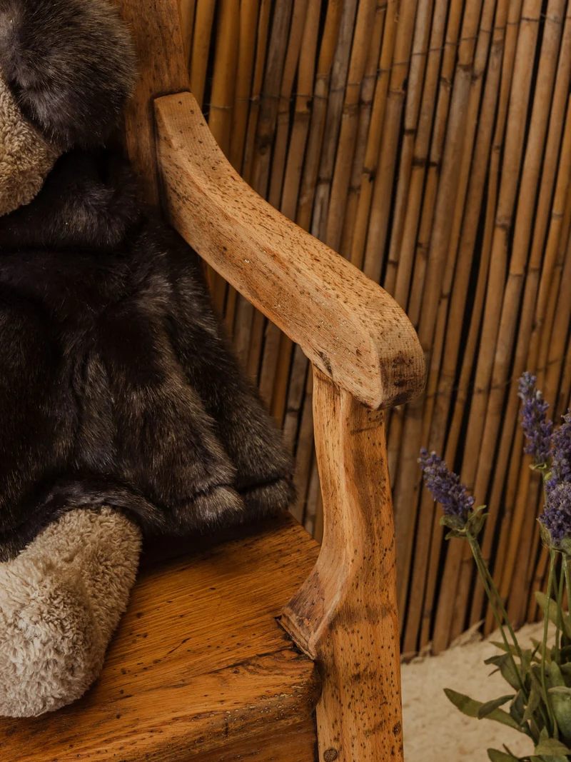 Antoine, le banc en bois N°522
