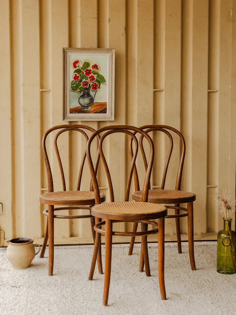Claude, le lot de 3 chaises en bois et cannage N°1628