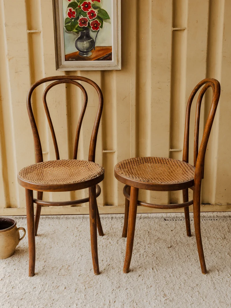 Claude, le lot de 3 chaises en bois et cannage N°1628