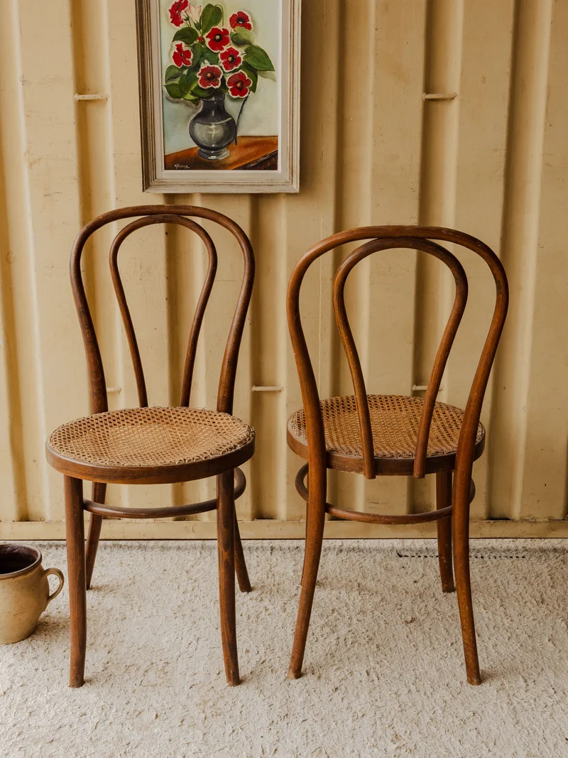 Claude, le lot de 3 chaises en bois et cannage N°1628