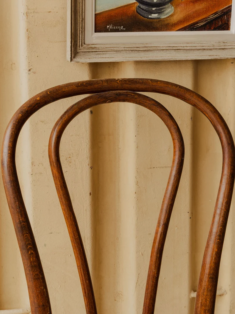 Claude, le lot de 3 chaises en bois et cannage N°1628