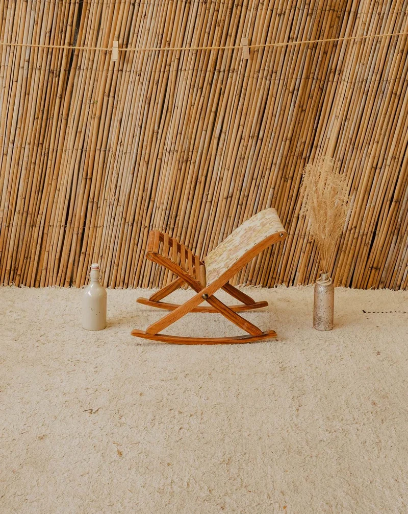 Regis, le repose-pieds en bois et tissu N°1561