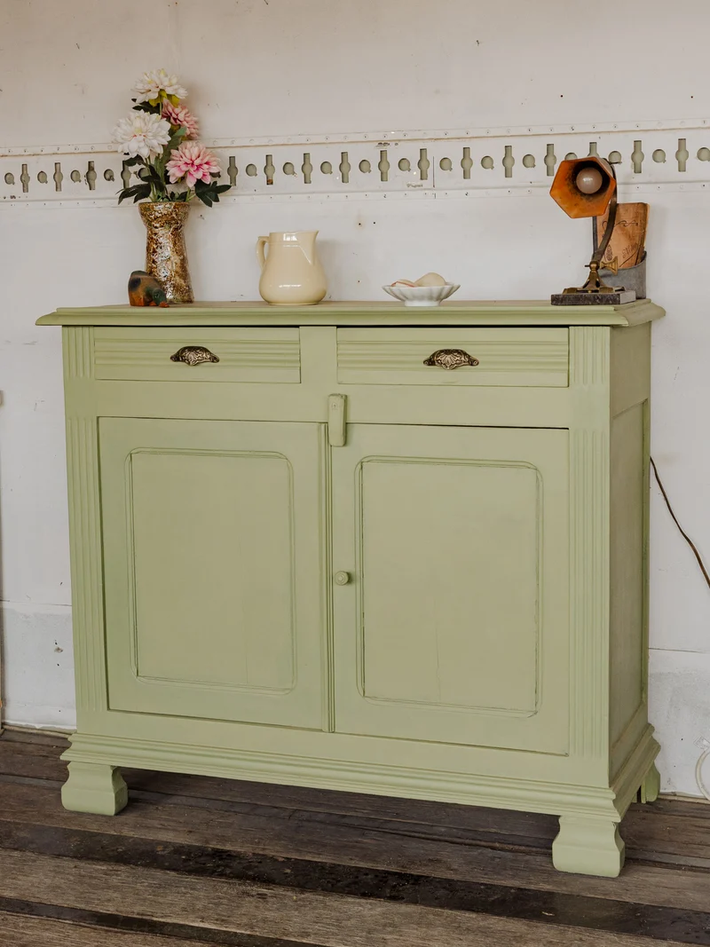 Gilbert, le buffet en bois vert N°1883