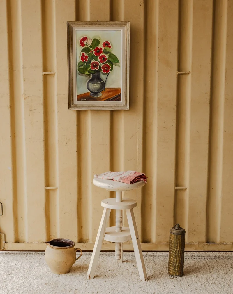 Regis, le tabouret à vis en bois blanc N°1563