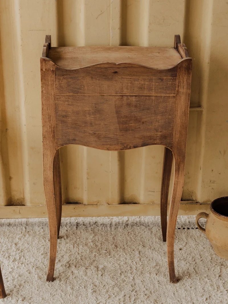 Odile, la table de chevet en bois N°1561