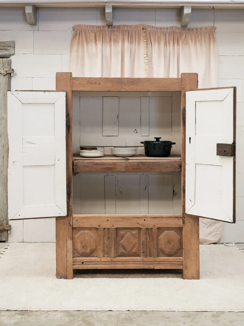 Blandine, la grande armoire à revisiter N°519