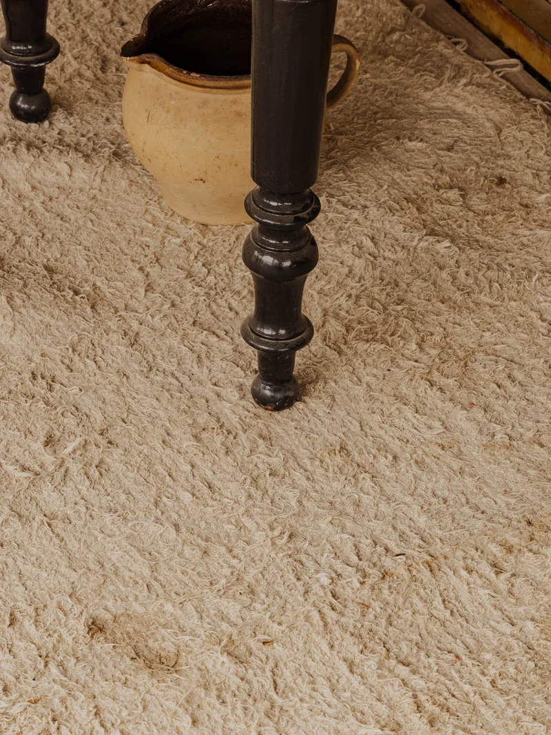 Romy, la table à manger en bois N°1552