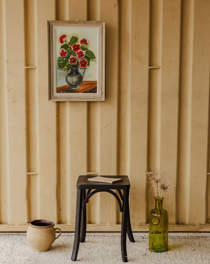 Regis, le tabouret en bois noir N°1562