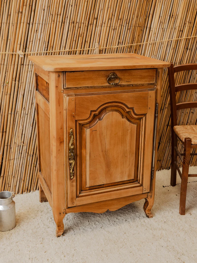 Gilbert, le petit buffet en bois N°1867