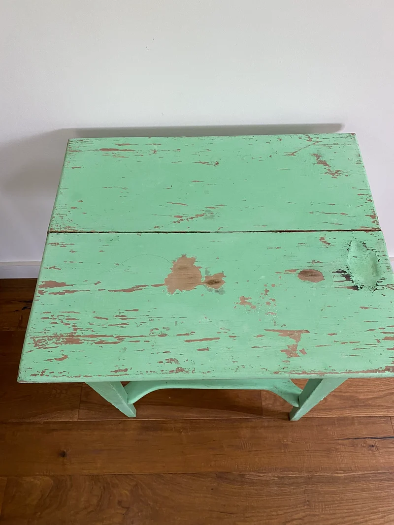 Petite table de ferme en bois
