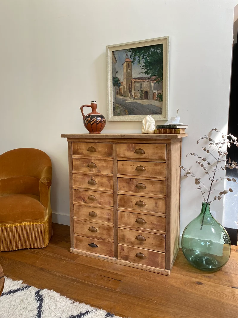 Meuble d’atelier à tiroirs en bois ancien