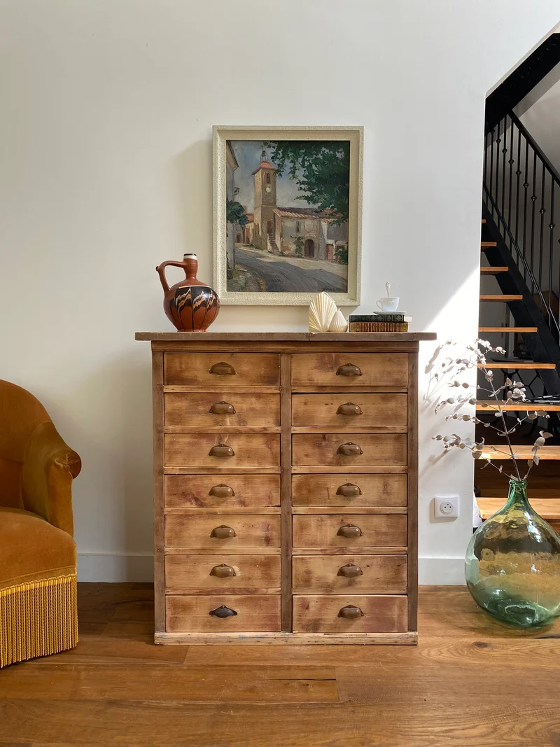 Meuble d’atelier à tiroirs en bois ancien