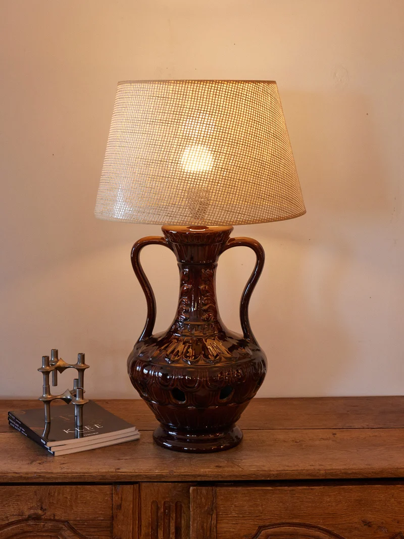 Julia, la lampe en céramique vintage chocolat N°1062