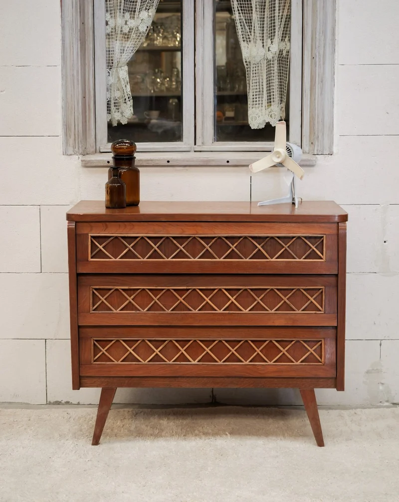 Olga, la commode en bois et rotin N°1093