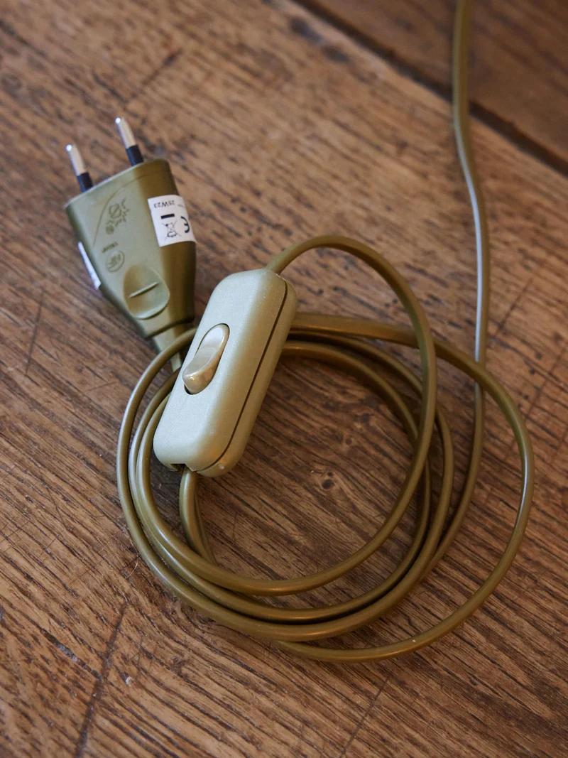 Suzanne, la petite lampe en cristal et vichy N°645