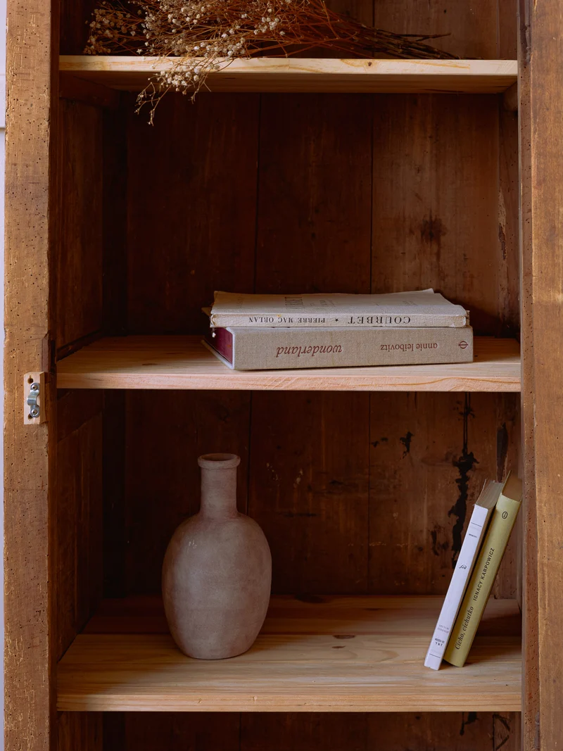 Blandine, l'armoire parisienne façon bonnetière N°475