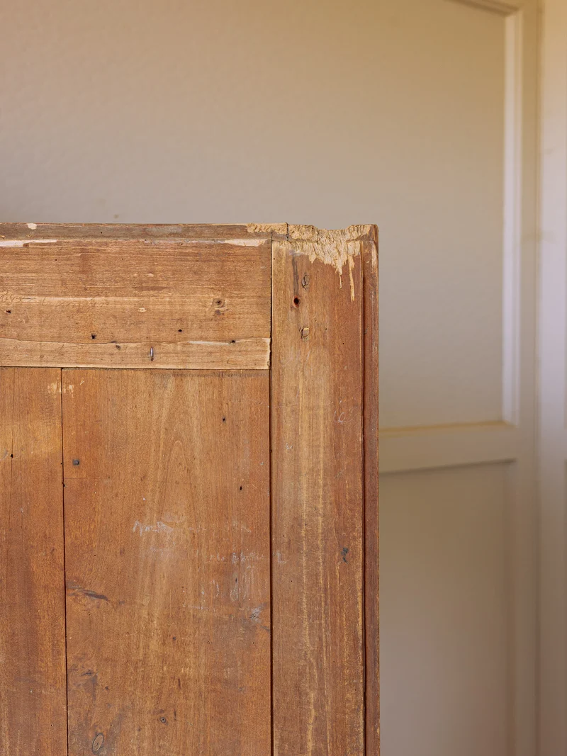 Blandine, l'armoire parisienne façon bonnetière N°475