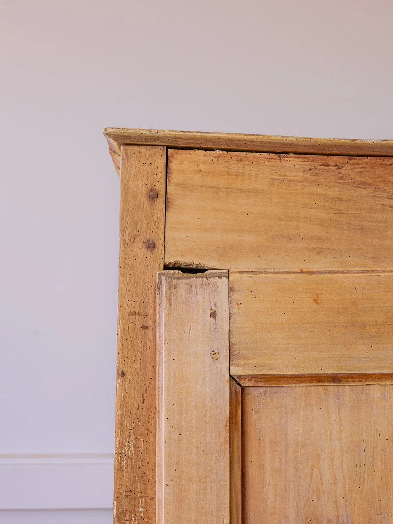 Blandine, l'armoire parisienne façon bonnetière N°475