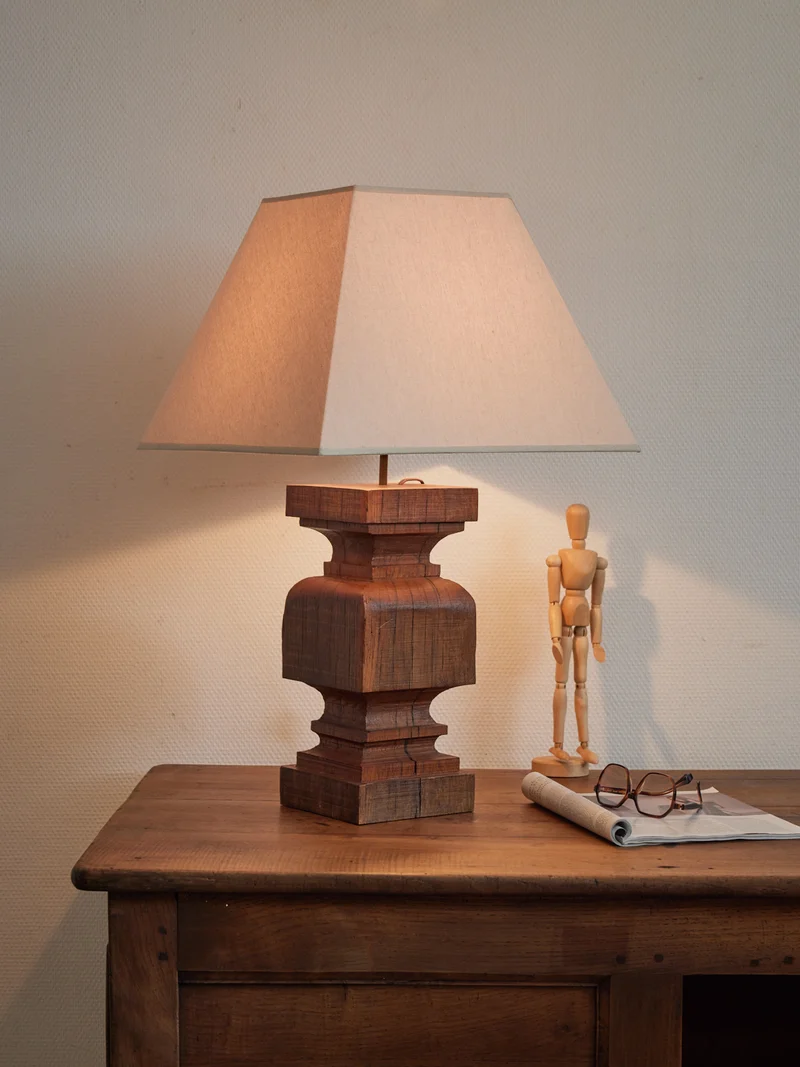 Suzanne, la lampe à poser en bois N°500