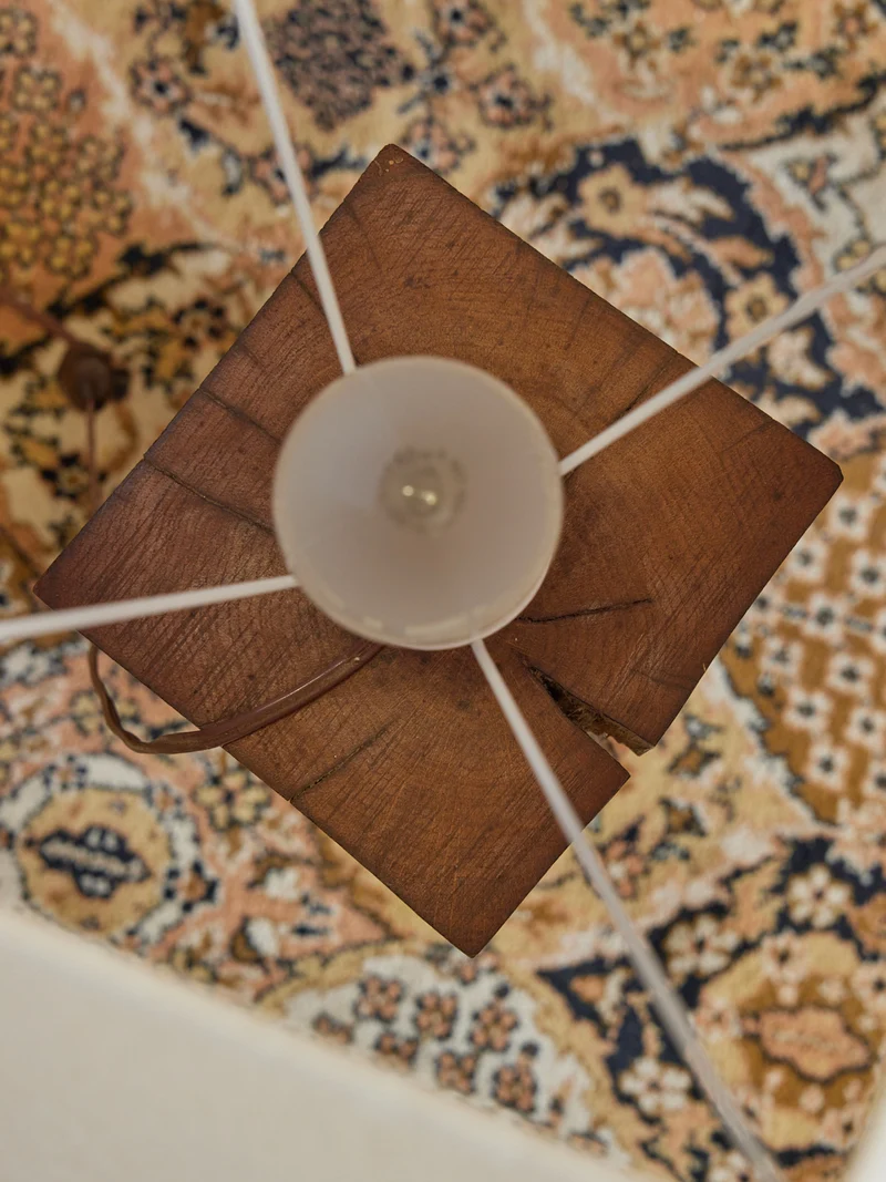 Suzanne, la lampe à poser en bois N°500