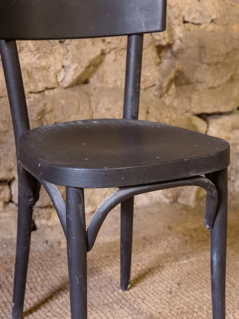 Claude, la chaise en bois noir N°1624
