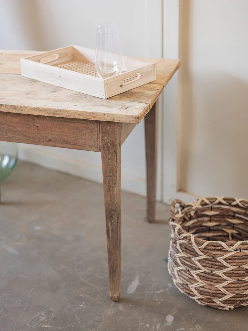 Romy, la petite table à manger de ferme N°1517