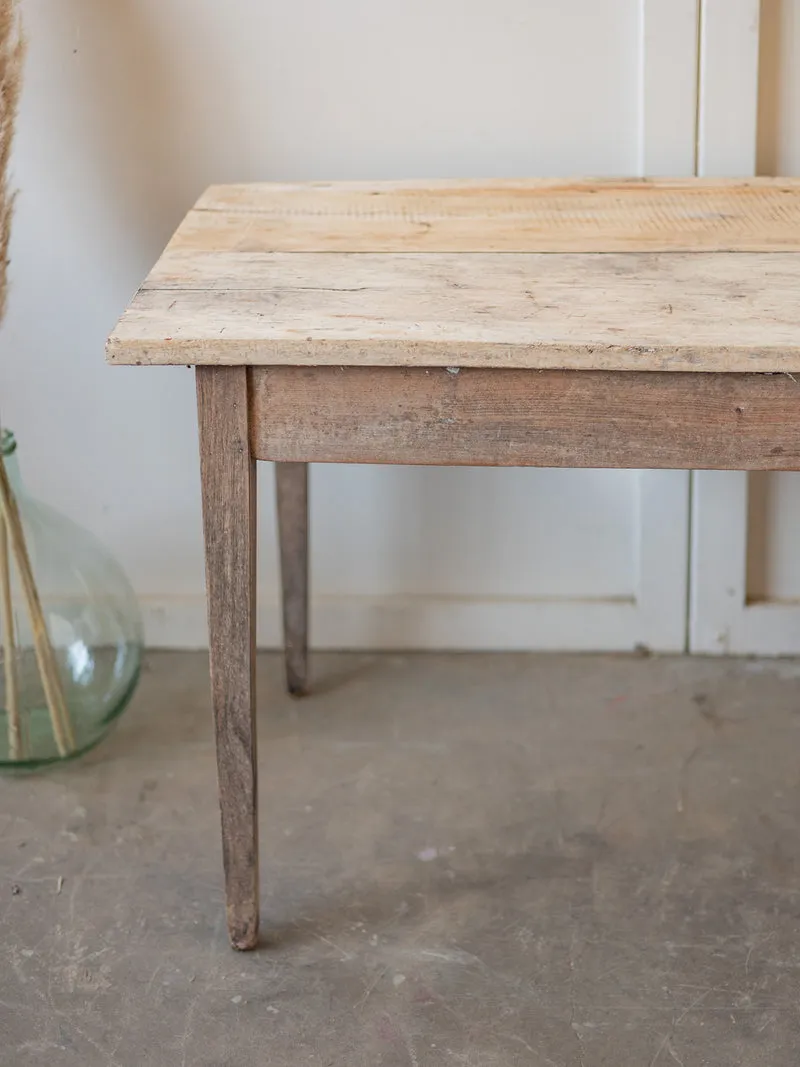 Romy, la petite table à manger de ferme N°1517