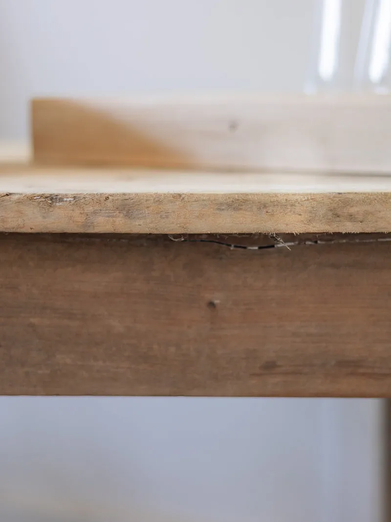 Romy, la petite table à manger de ferme N°1517