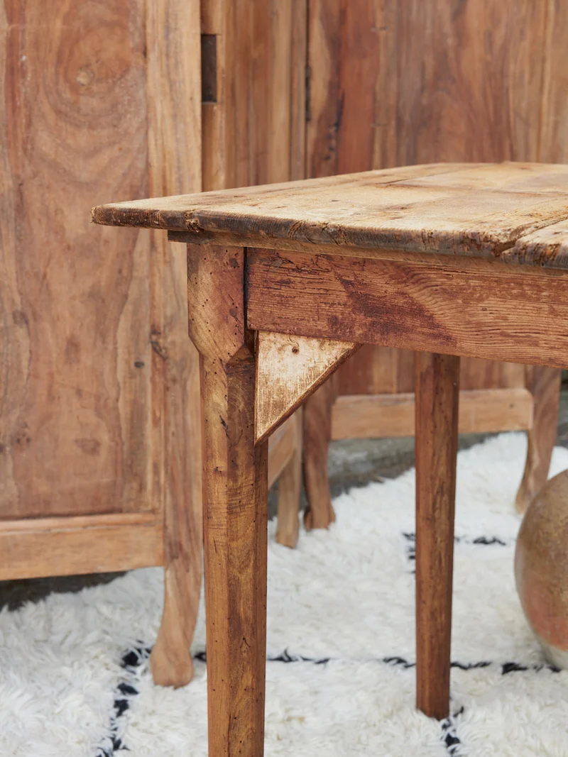 Francine, la table d'appoint en bois vintage N°1553