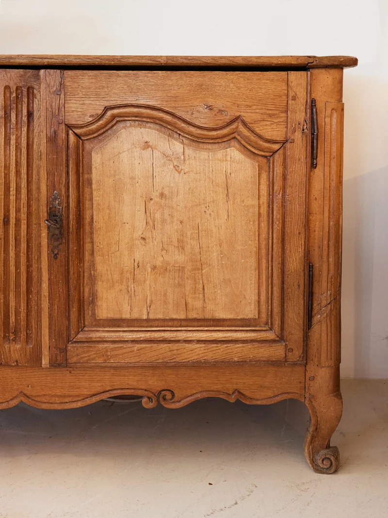 Gilbert, le buffet ancien en chêne massif N°1847