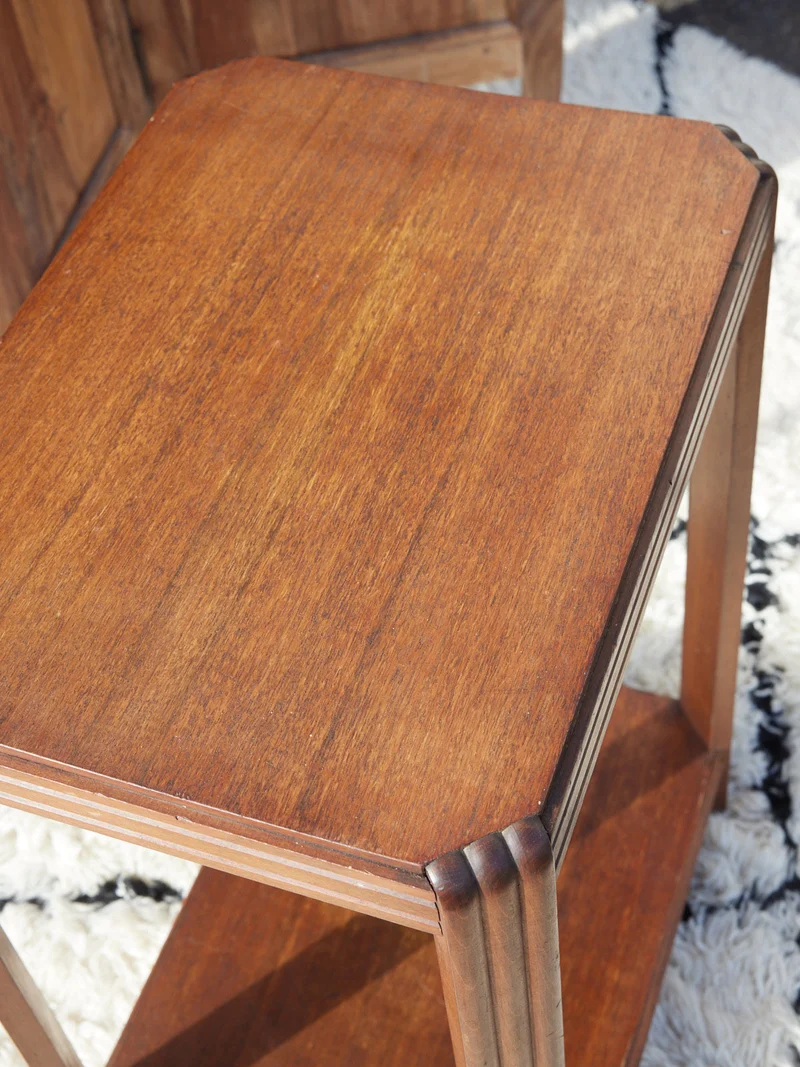 Hanna, la table d'appoint art déco en bois N°1563