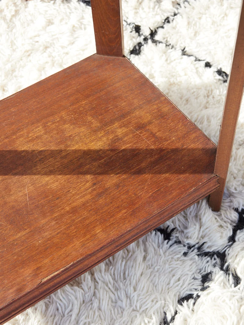 Hanna, la table d'appoint art déco en bois N°1563