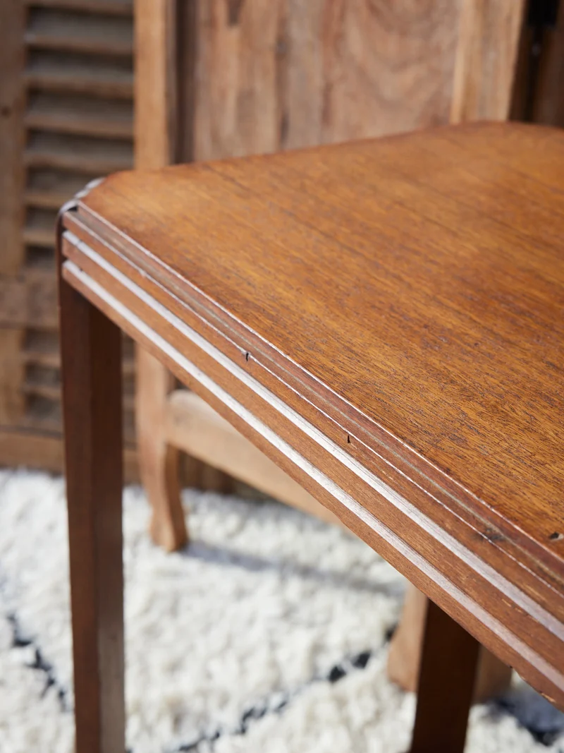 Hanna, la table d'appoint art déco en bois N°1563