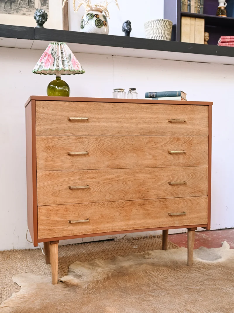 Olga, la commode scandinave en bois N°1085