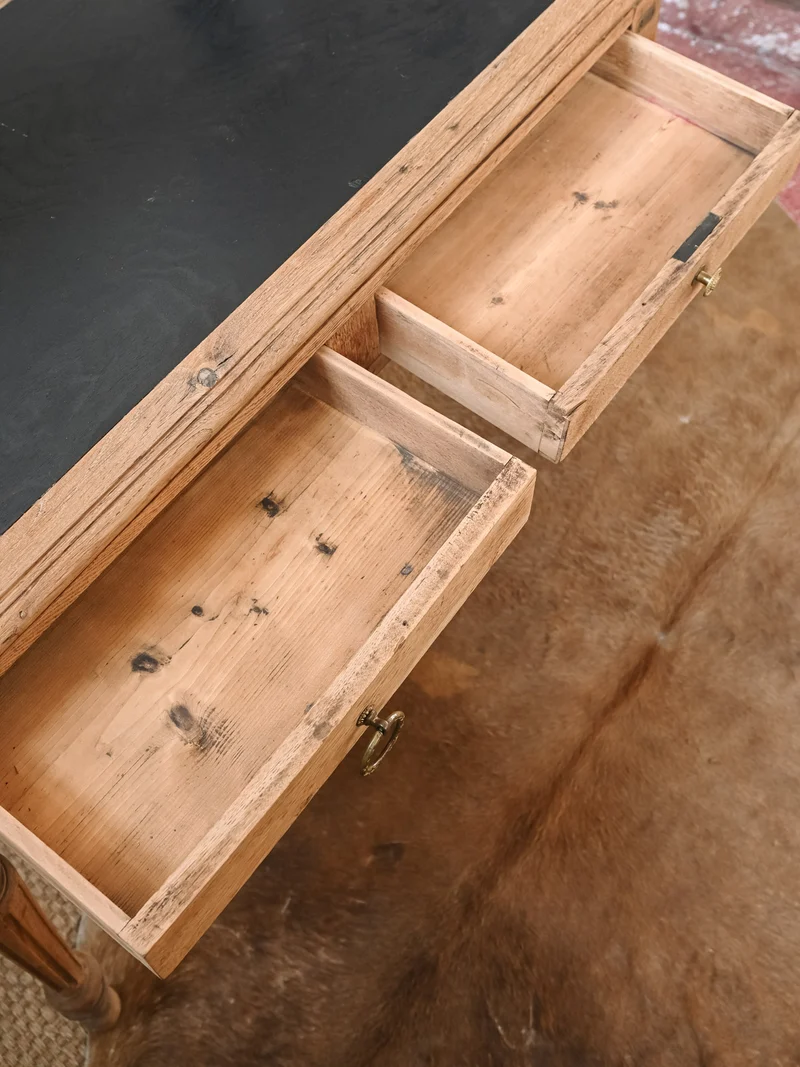 Fernand, l'ancien meuble de travail en bois N°450