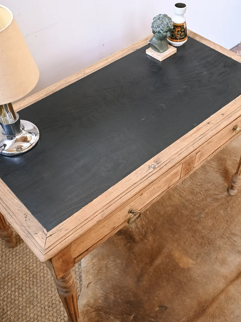 Fernand, l'ancien meuble de travail en bois N°450