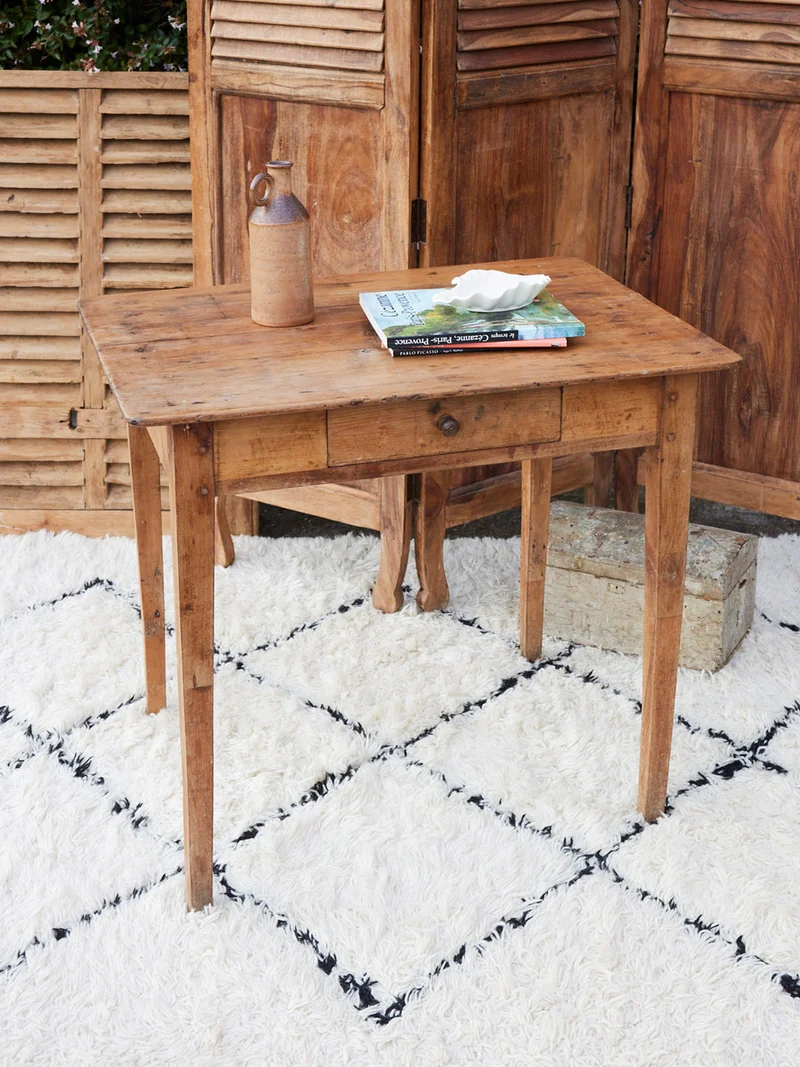 Edouard, le bureau ancien en bois brut N°1072