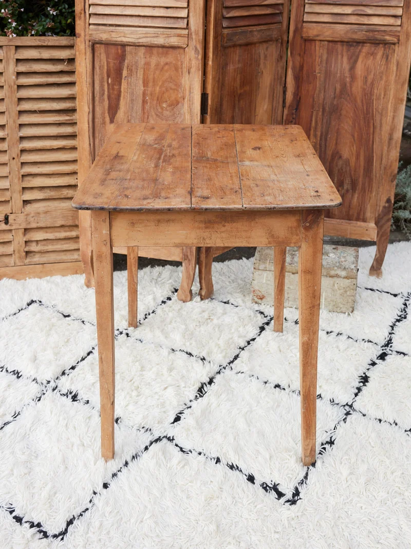 Edouard, le bureau ancien en bois brut N°1072
