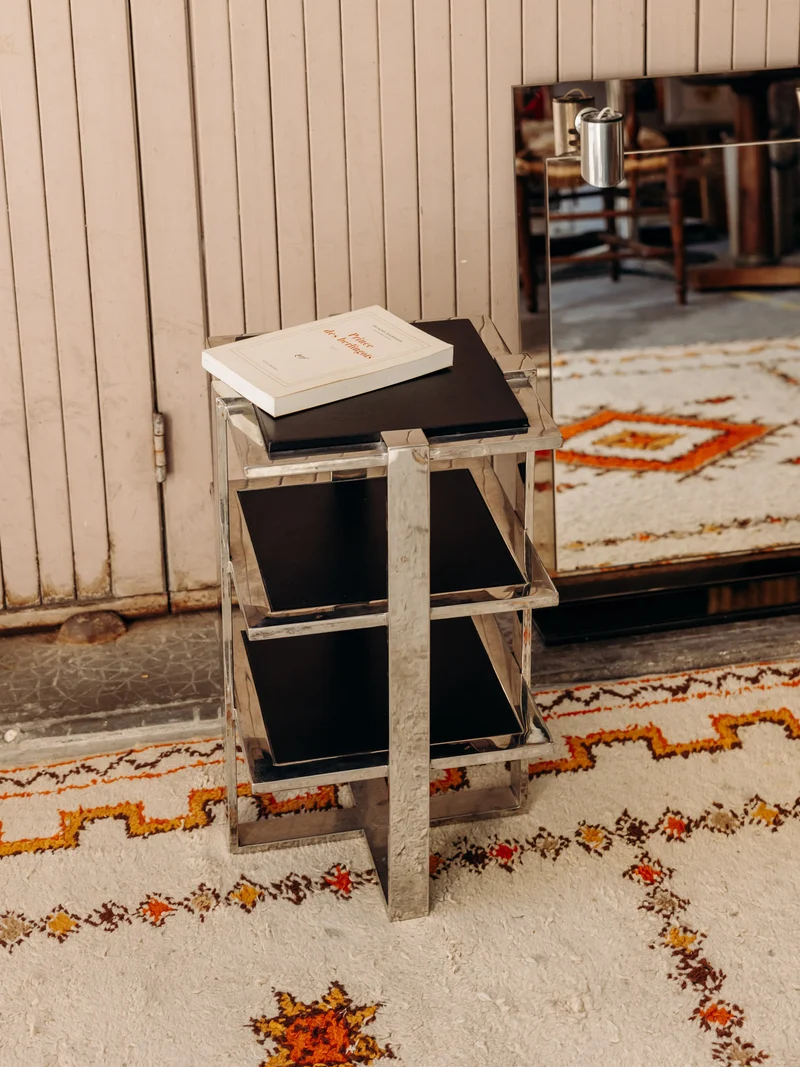 Hanna, la table d'appoint mid-century N°1561