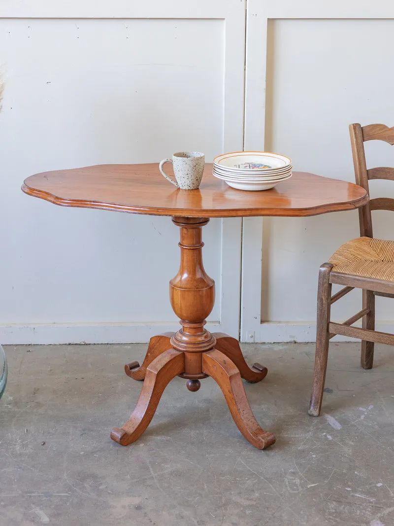 Francine, la table d'appoint en bois N°1547