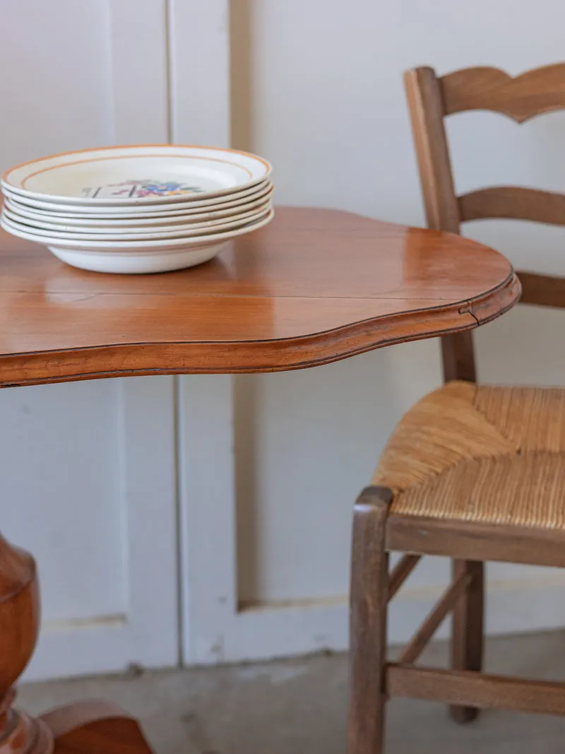 Francine, la table d'appoint en bois N°1547