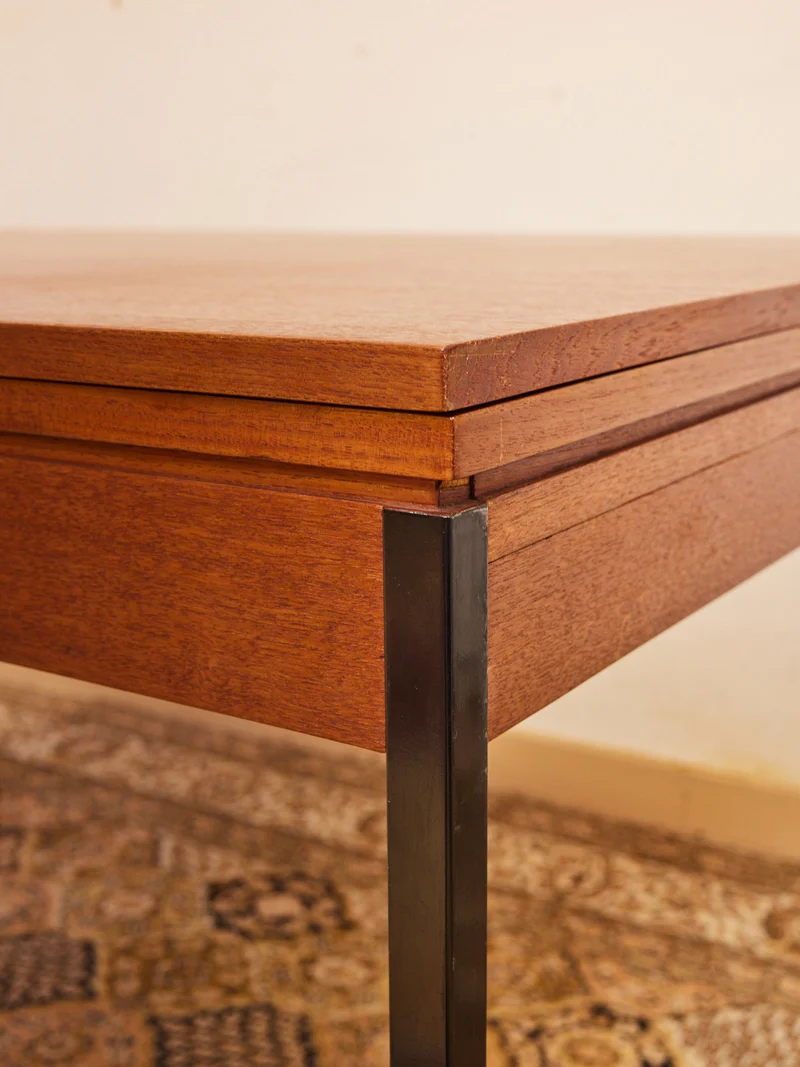 Romy, la table à manger vintage en bois N°1508