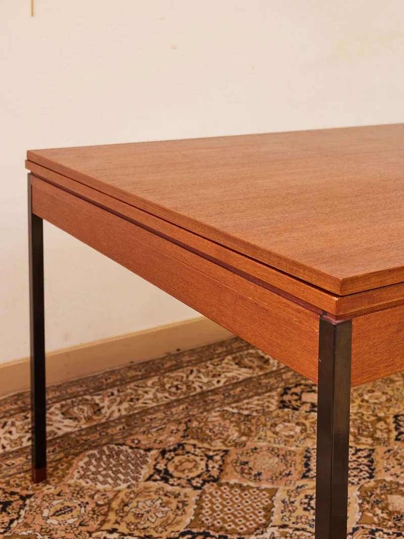 Romy, la table à manger vintage en bois N°1508